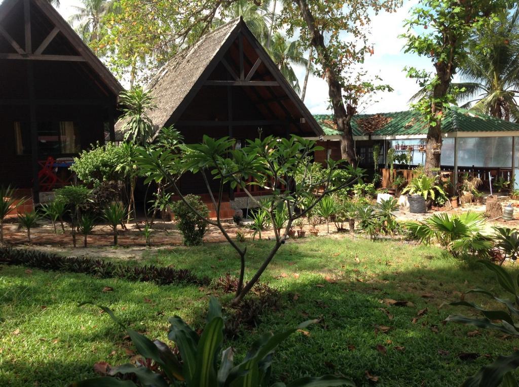 Sunset Marina Resort Bang Rak Beach  Exterior foto