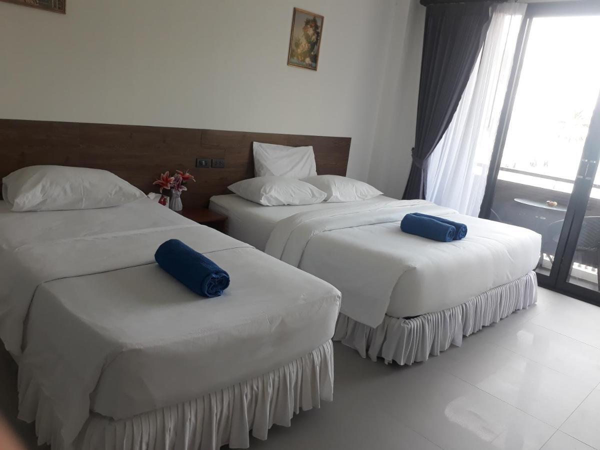 Sunset Marina Resort Bang Rak Beach  Exterior foto