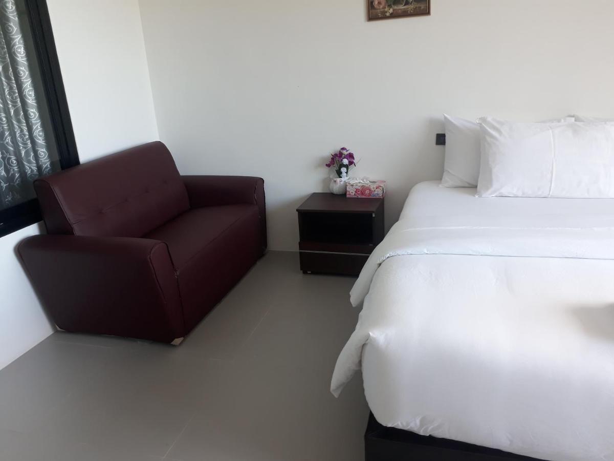 Sunset Marina Resort Bang Rak Beach  Exterior foto