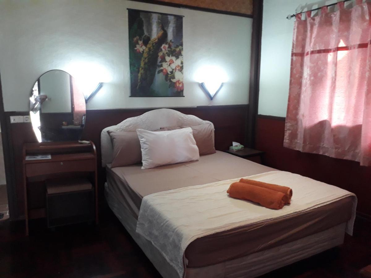 Sunset Marina Resort Bang Rak Beach  Exterior foto